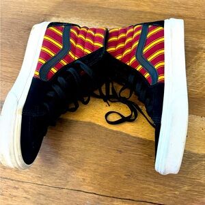 VANS Harry Potter x sk8 Gryffindor High tops Sneakers Sz. Women’s 7 Sz. Mens 5.5